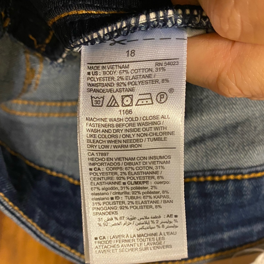 Old Navy Maternity Front-Low Panel Distressed Rockstar Super Skinny Jeans - Picture 7 of 7